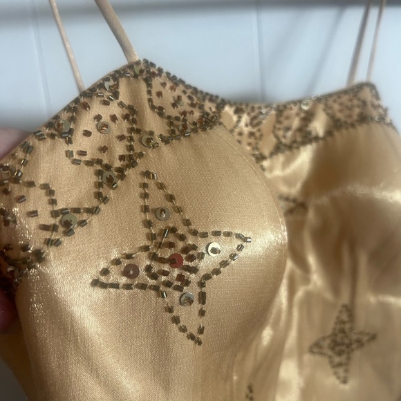 Chiffon, sz L gold sparkly beaded tank with, built in eccentuated built in bra. - Picture 4 of 8